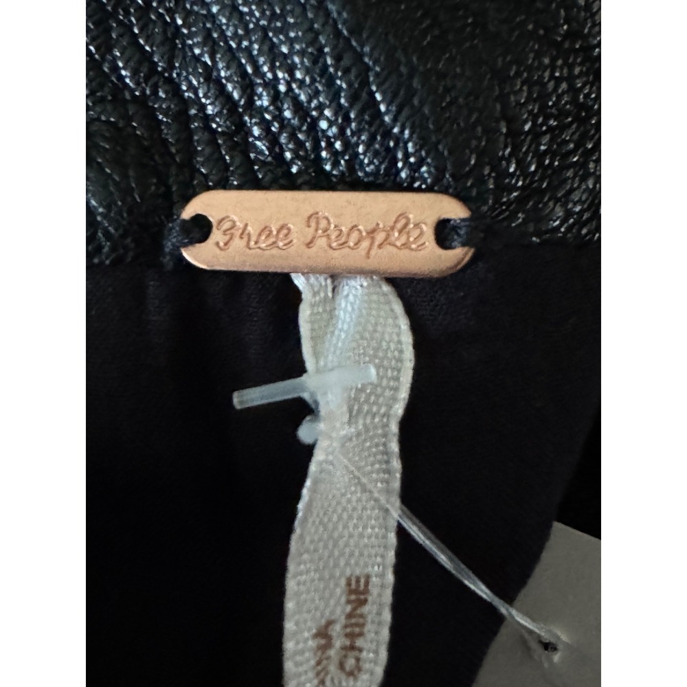 Free People Faux Leather Skirt Paperbag Waist Tie Belt Black Skirt Size 8 (G) - Picture 8 of 13